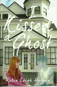 I Kissed a Ghost0001